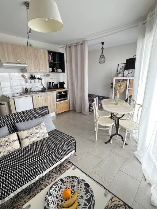 Ambre Appart-Wifi-Terrasse-Parking-Terrasse-2 Couchages La Rochelle  Exteriör bild